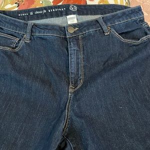 Size 18 ladies jeans. Like new.